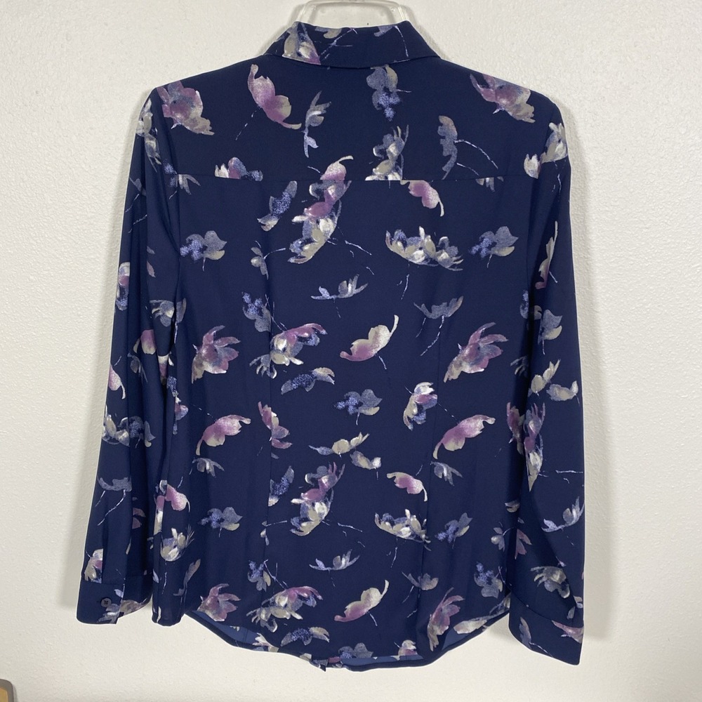 Chico Woman's Button‎ Up Blouse Ruffle Front Size 0 Long Sleeve X1 - Picture 4 of 5